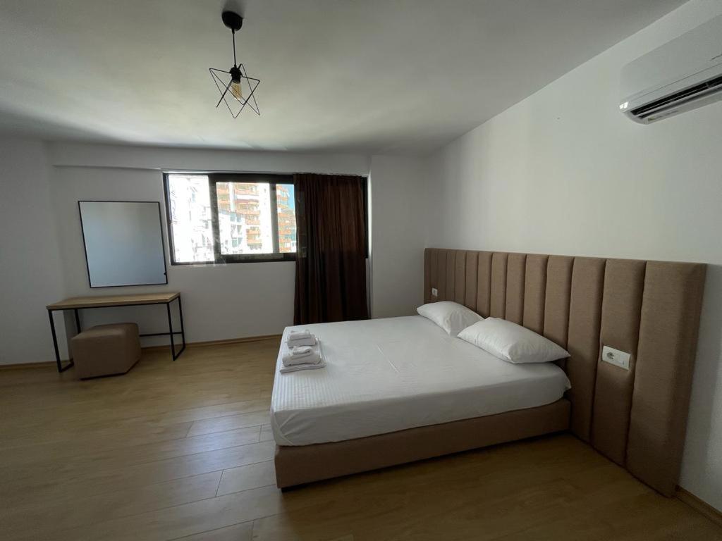 Sunrose Residences Sarande Luaran gambar